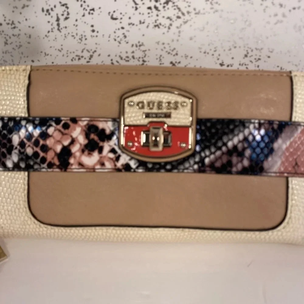 Guess tan cream